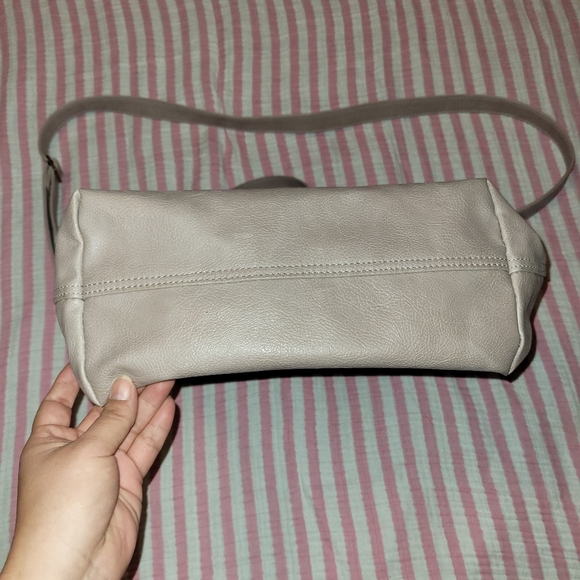 Pink Thirty-One purse with long strap - Picture 3 of 7